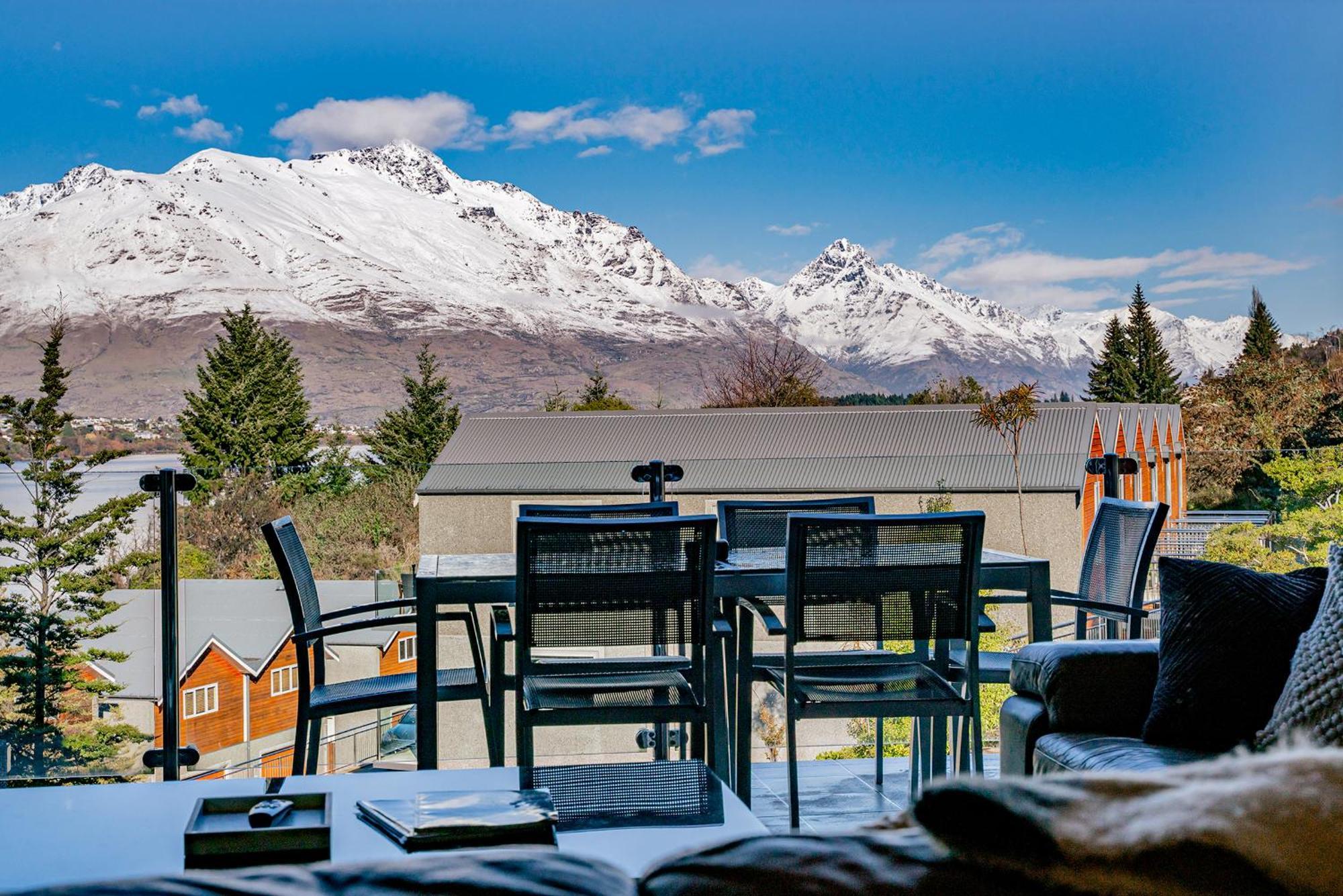 Lakefront Living - 4 Bedrm Apartment Alpine Vilage Куийнстаун Екстериор снимка